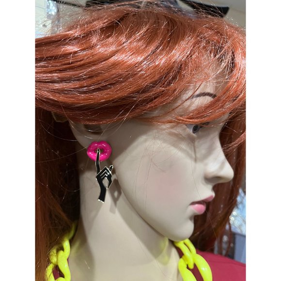 Hot pink stud earrings big statement large hot pink black stud neon chunky lips - Picture 6 of 6